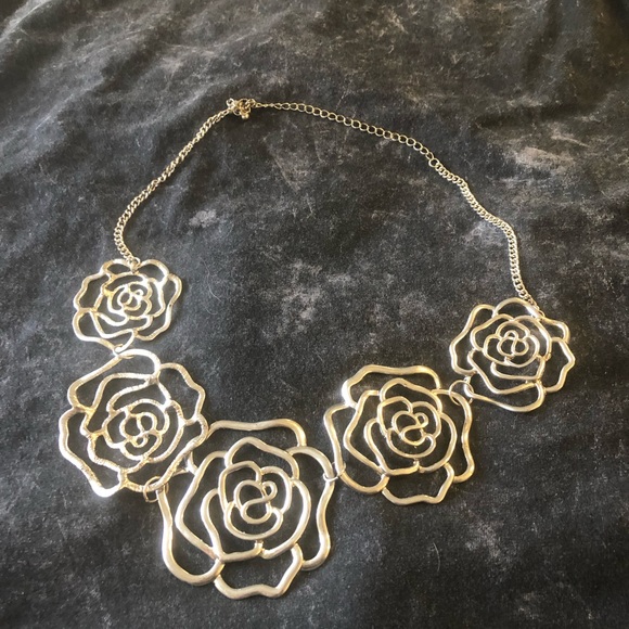 torrid Accessories - Torrid Beauty and The Beast necklace